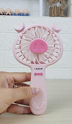 Quạt cầm tay pin sạc dễ thương